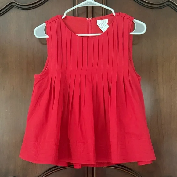 TCEC Red Sleeveless Pleated Top Size S NWT - Picture 1 of 12